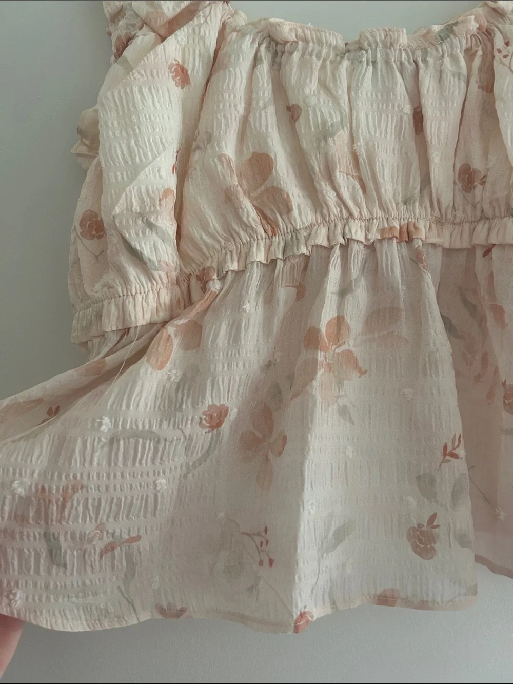 Sheer Blush Floral Ruffle Tank Top - Picture 3 of 3